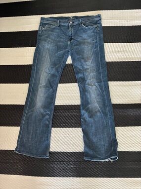 7 For All Mankind Men's Medium Wash Bootcut Jeans 36 x 30 made in USA